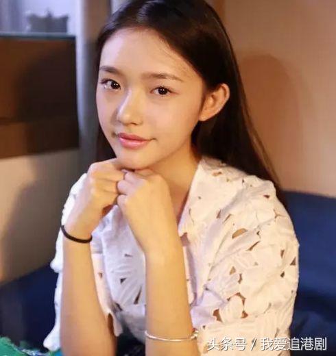 爷孙恋硬凹清纯人设！巴结baby，未成年18禁嫩模，打架被拘15天？