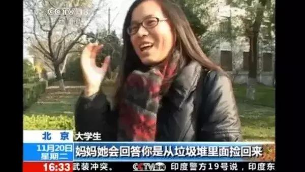 女儿给妈妈上了一节课,女儿给爸爸上了一节课