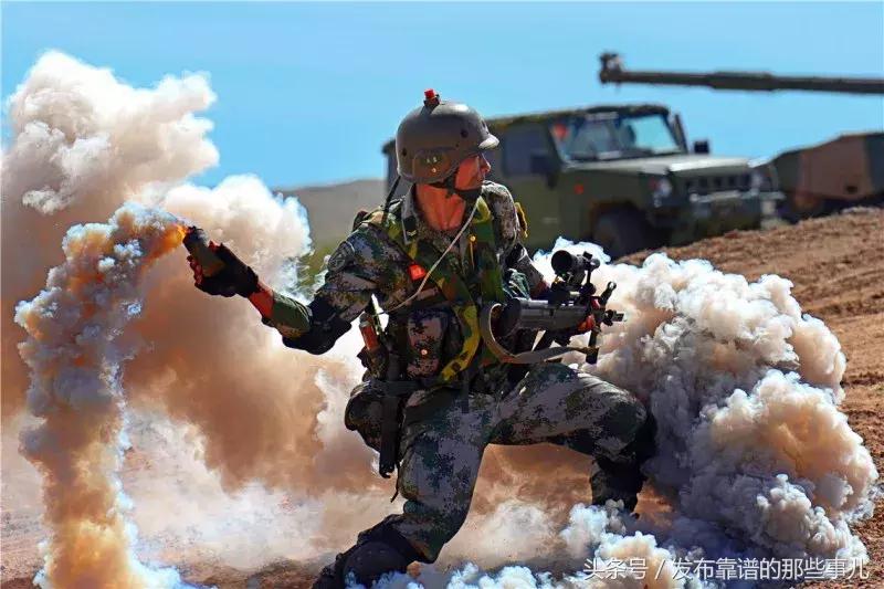 中国人民解放军陆军空军海军军旗,人民解放军军旗介绍图文