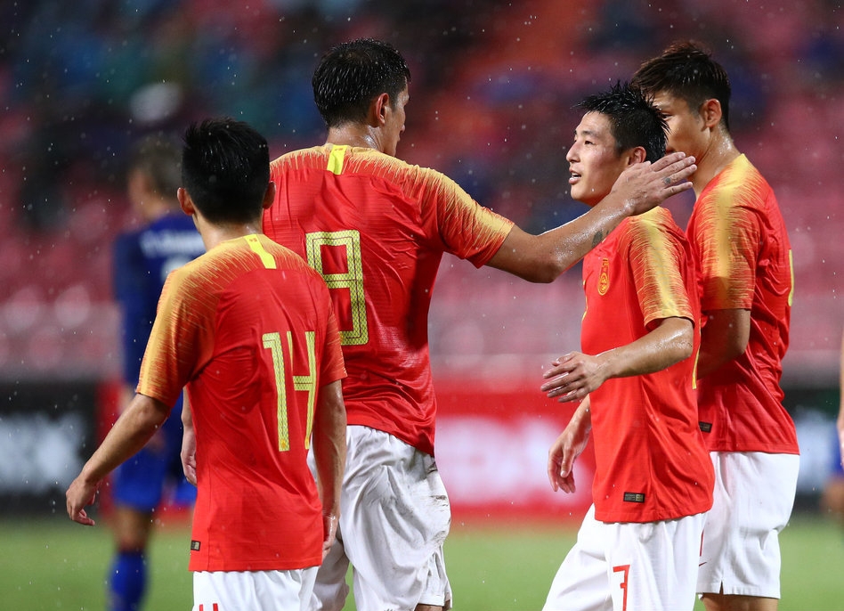 中国惨败泰国足球阵容,中国足球对泰国足球是哪天