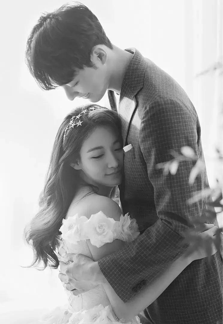 怎么选自己合适的婚纱,如何挑选最适合的婚纱颜色