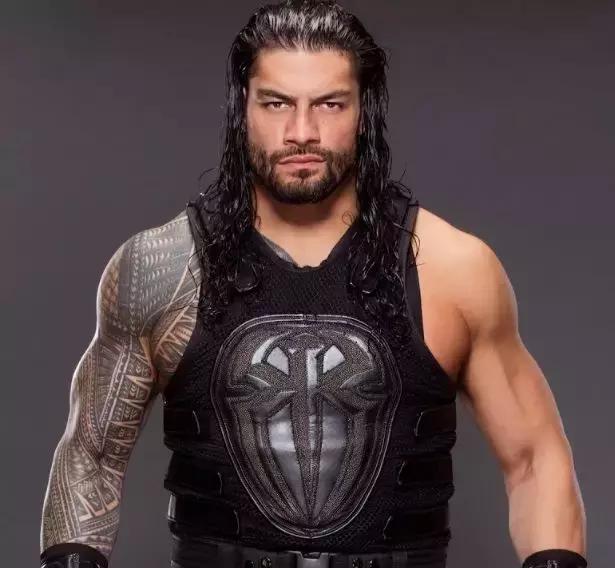 wwe罗曼雷恩斯的防弹衣,防弹衣罗曼雷恩斯照片