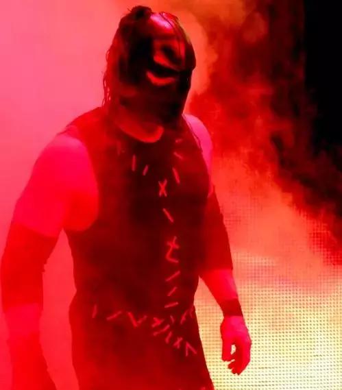 wwe最帅服装,罗曼雷恩斯不穿防弹衣