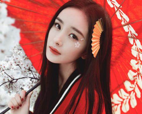 名字好听颜值还高的明星，白敬亭、千玺上榜，杨幂的名字大有来头