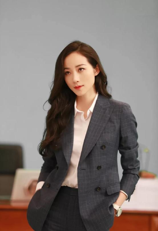 韩雪近期迷人美照,韩雪冬日晒自拍照