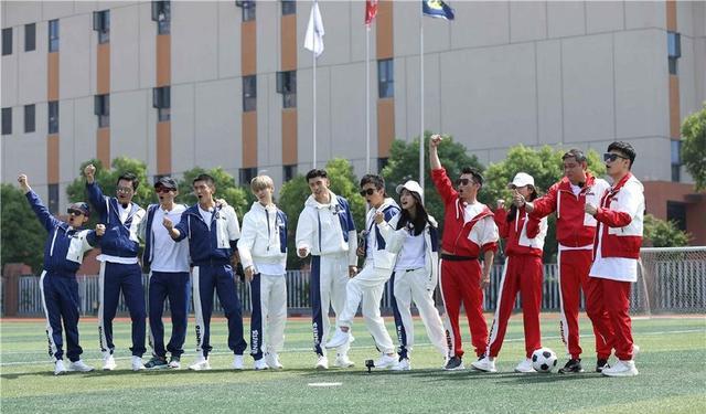 奔跑吧鹿晗被热巴撩,为什么鹿晗陈赫郑恺会退出奔跑吧