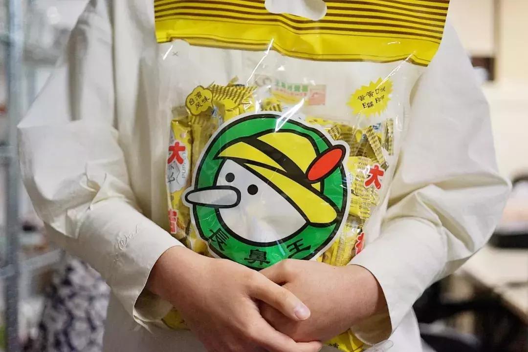 这些包装土土的国货零食，有你的童年吗？