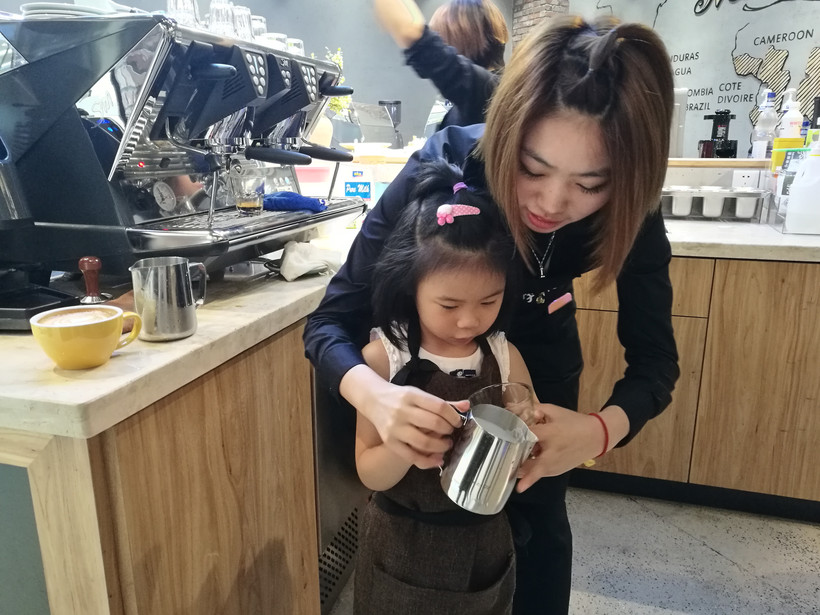 皇冠蛋糕工厂做什么,皇冠蛋糕工厂