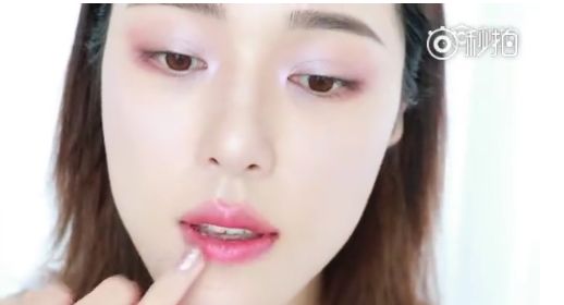 戚薇改版,戚薇变脸抖音