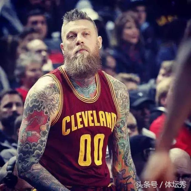 想不到这几名NBA糙汉子曾经也是小鲜肉，榜首一人神似权志龙