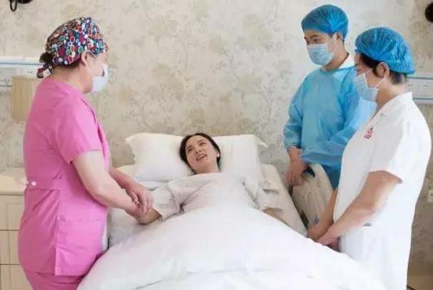 宝妈刚刚剖腹产要注意什么,二胎剖腹产前害怕怎么办