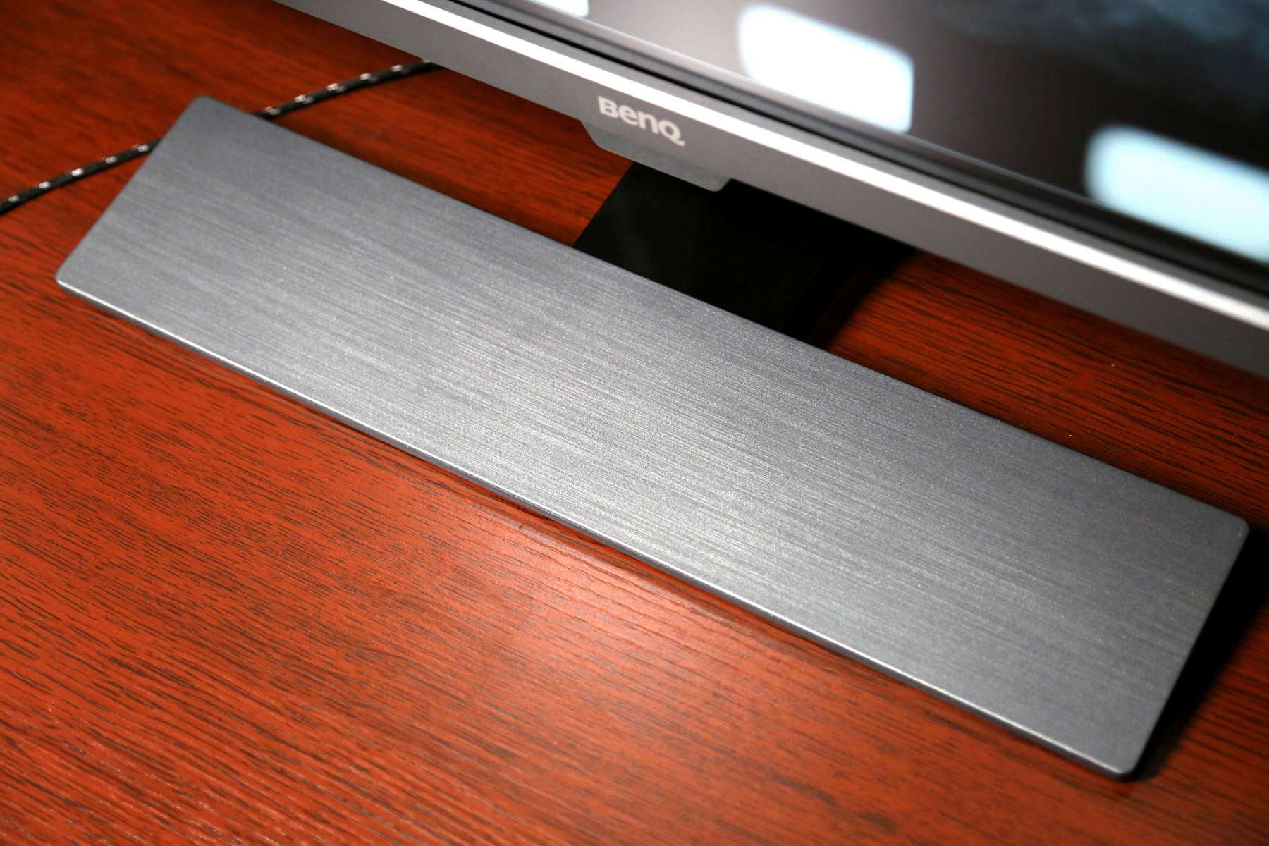 明基32英寸4khdr显示器ew3270u,明基影音娱乐显示器ew3280u评测