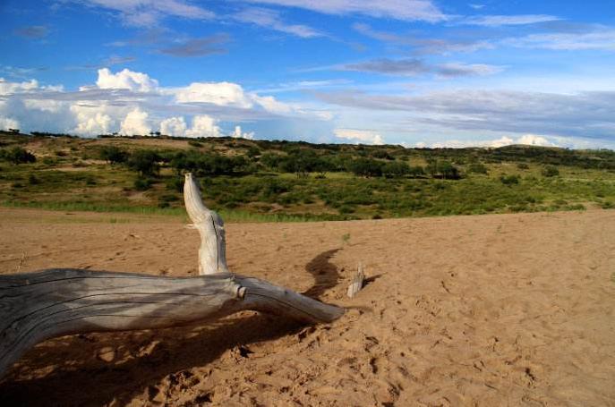 赵丽颖林更新《楚乔传》，赵丽颖被狼追杀，景点原来是这里！