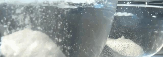 洗衣粉里的磷怎么清洗,洗衣粉污渍用什么去除