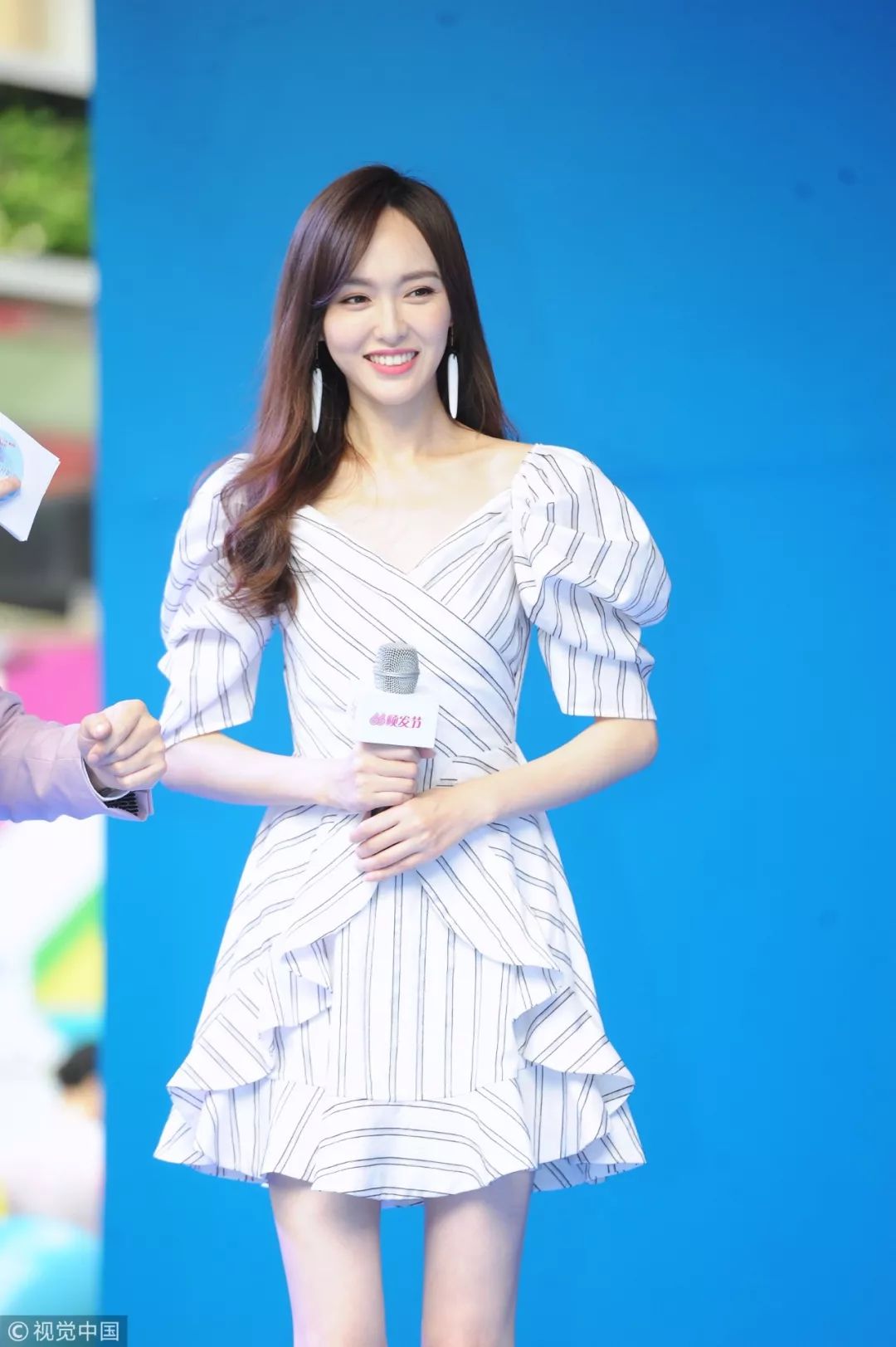 腿上长竖着的条纹,腿上长竖条纹