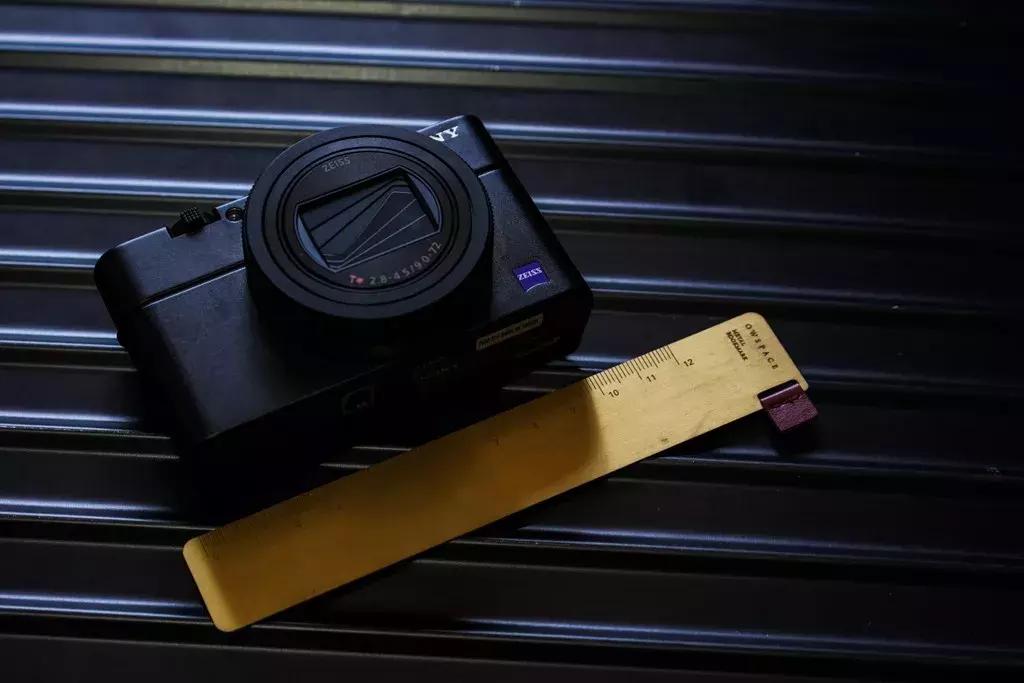 索尼dsc-rx100m6黑卡6代数码相机,索尼黑卡rx100m5a评测