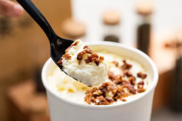 近期排队很火的网红茶 (排队最好的网红茶)