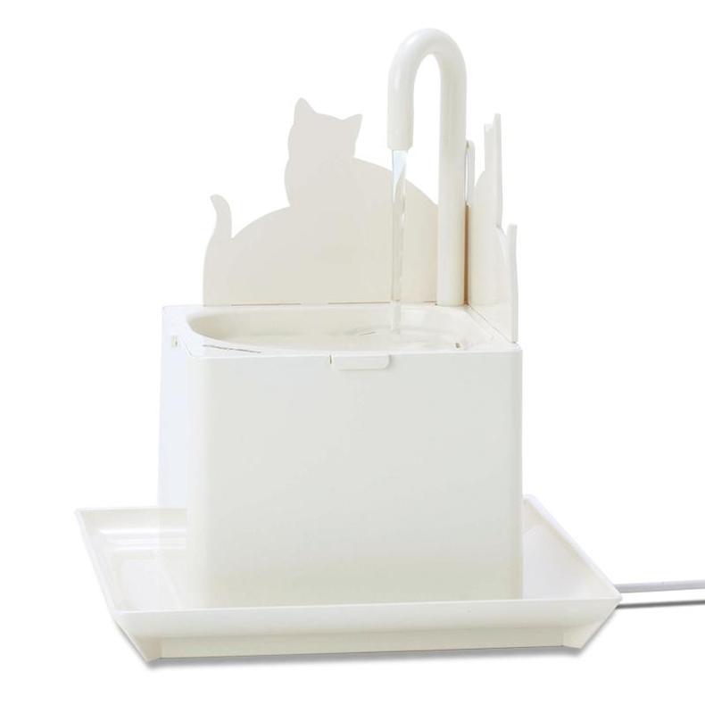 猫咪不爱喝水试试这几种办法,猫咪不爱自己吃饭非要喂