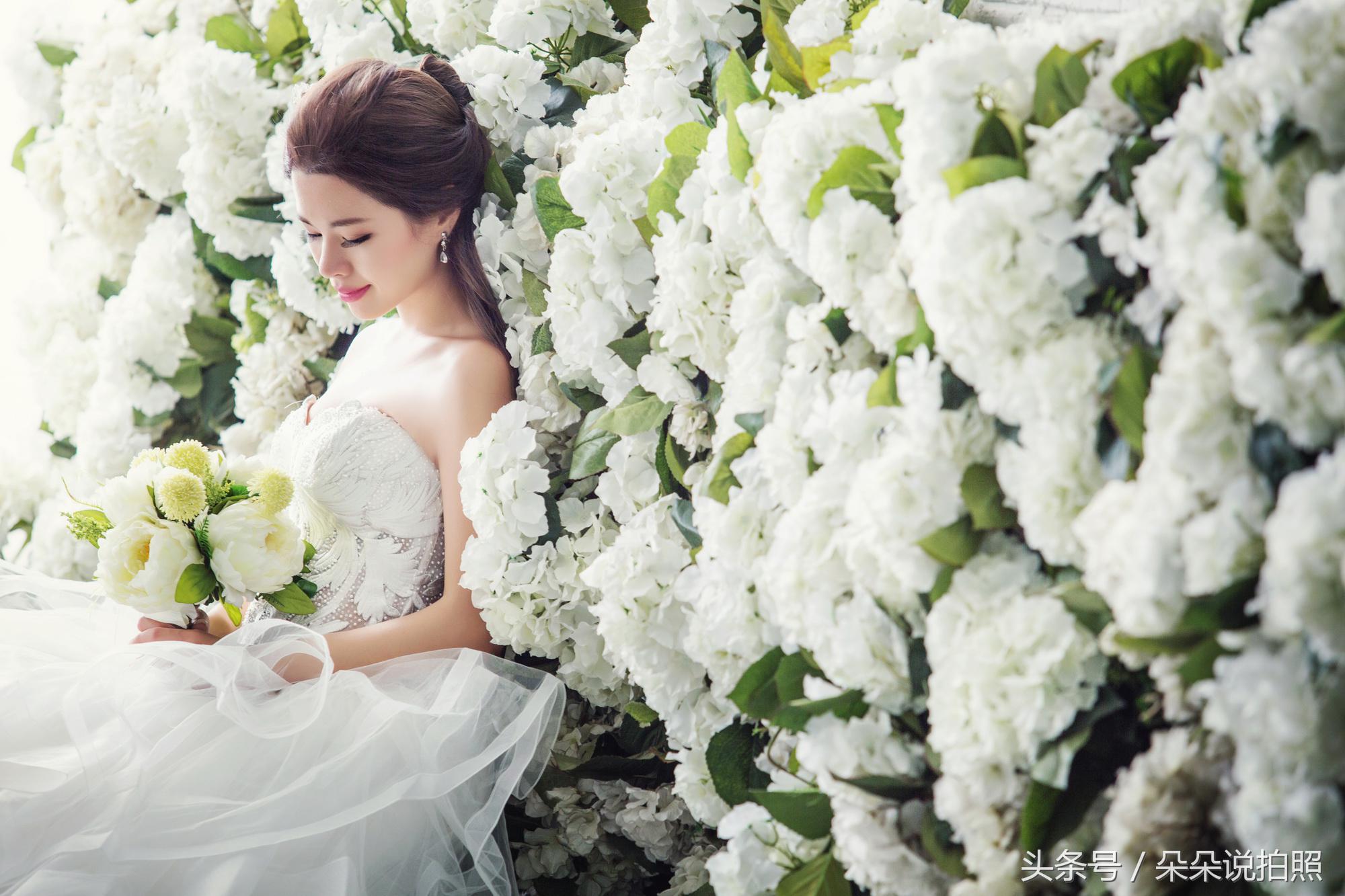 拍婚纱照新娘礼服发型教程,新娘婚纱照搭配技巧