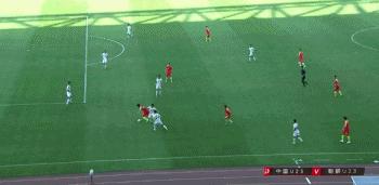 中国梅西给出最好榜样，张玉宁已接近荒废，却仍然拒绝回国踢球