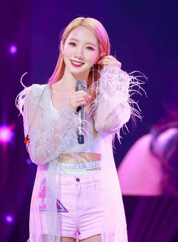 101小姐姐们的裸妆,你该pick一下!(可能你就是102了呢)