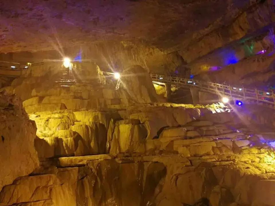 昆明国庆假期自驾游攻略,五一昆明最适合去的地方