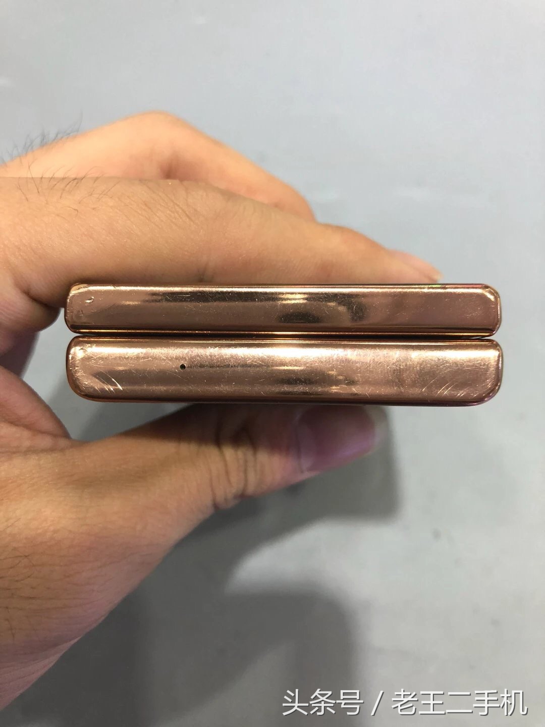 三星翻盖手机值得不值得买,三星翻盖手机哪款性价比比较好