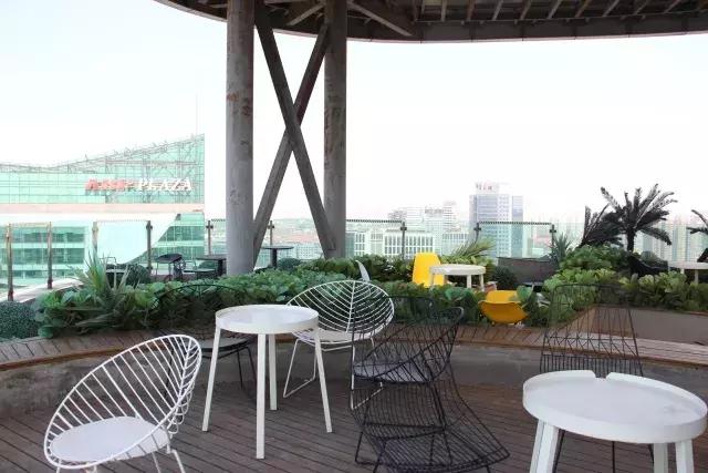 湾流国际——不是市中心的总部基地｜睿和研究