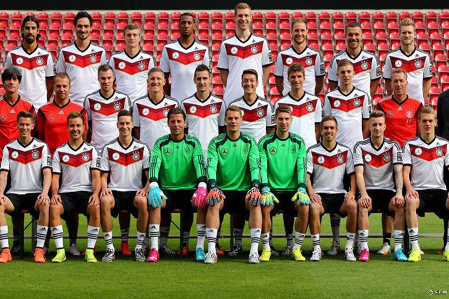 世界杯都有哪些车企公司,世界杯球队赞助商