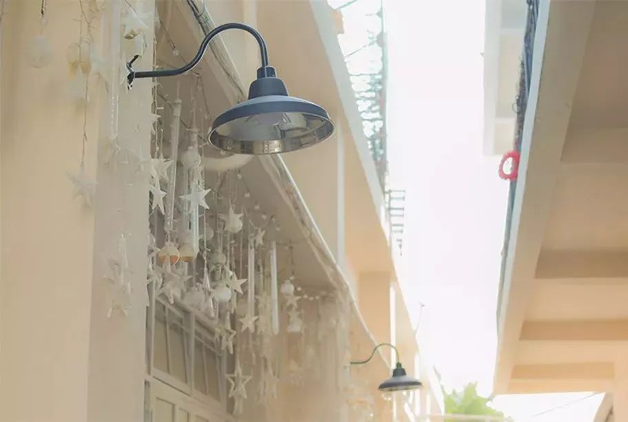 懂得求助别人,懂得麻烦别人的人都是聪明的人