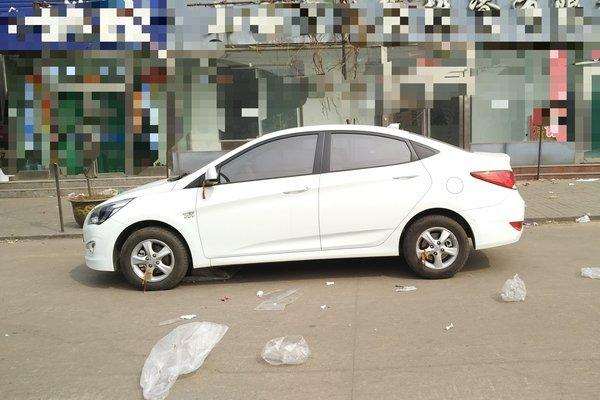 8年的北京现代瑞纳车还值得买吗,6万的合资新车