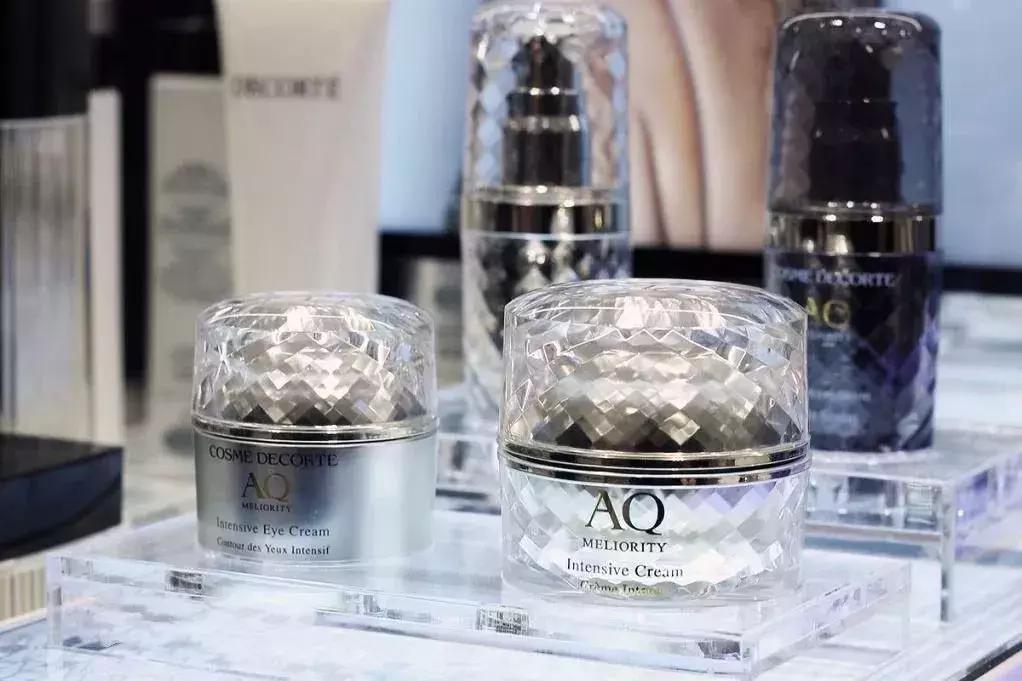 真贵妇界公认最值得买的一款面霜,日本贵妇面霜哪个牌子好用