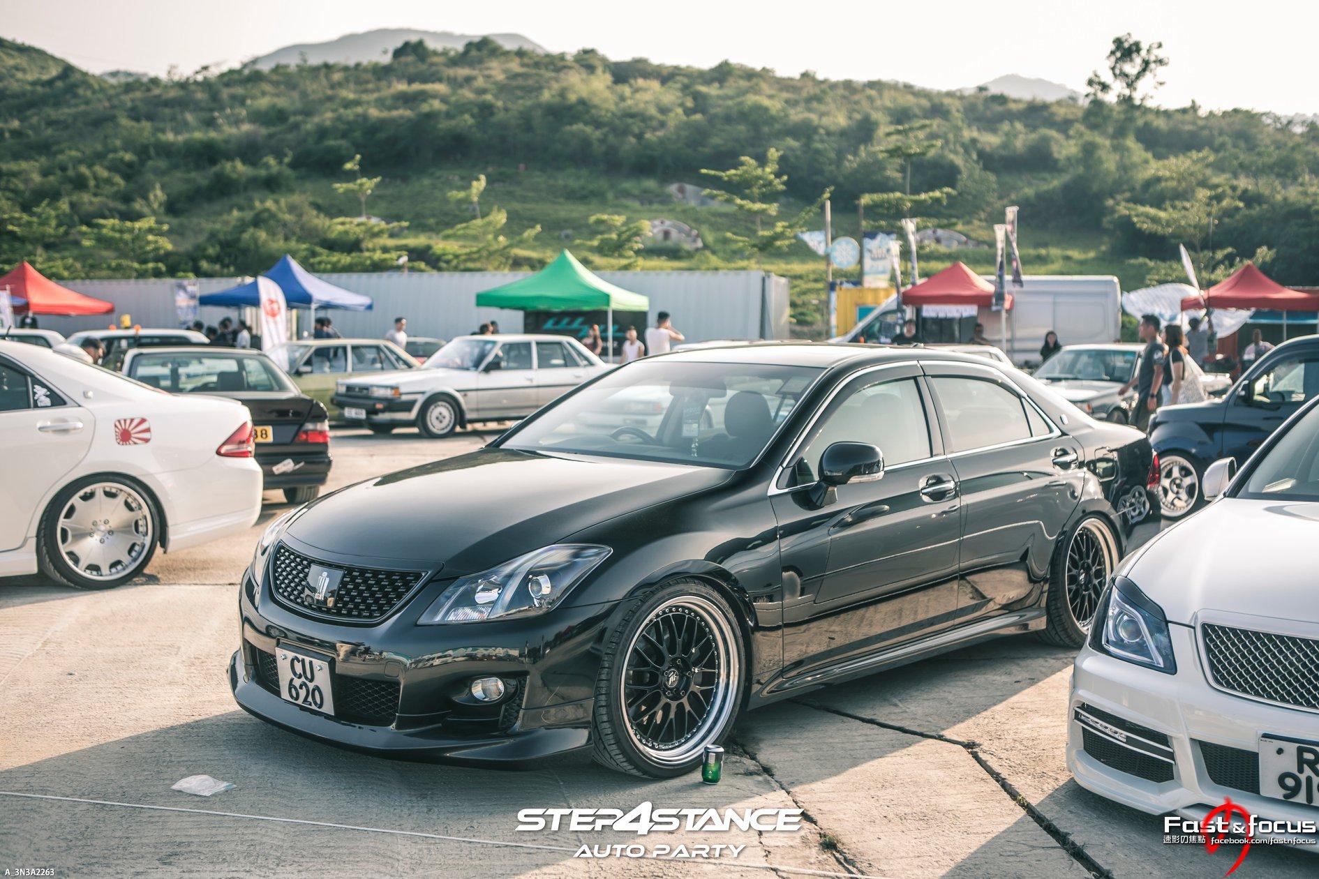 昨天300多部改装车大聚会，怪不得人们都说香港是玩车天堂！