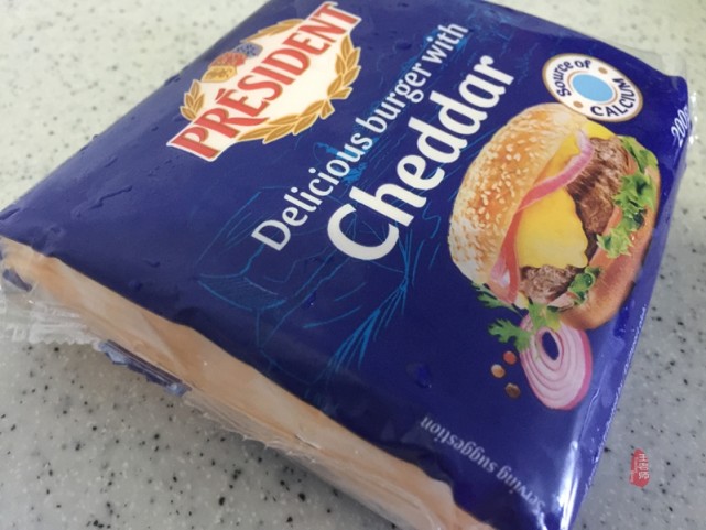 出去游玩回来就想吃的,第一次尝试水果披萨好看又好吃