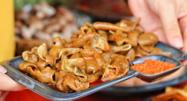 谭鸭血老火锅在四川的热度,惊艳中国的成都火锅谭鸭血老火锅