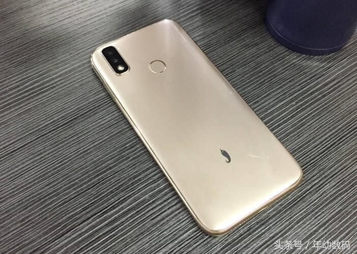 红辣椒7s配置视频介绍,红辣椒7x尊享版拍照