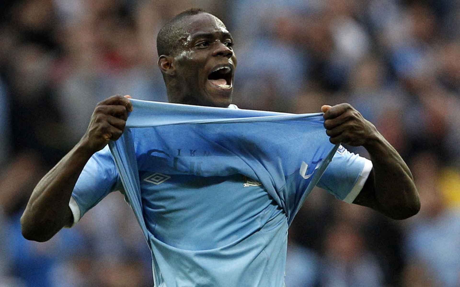 卢卡库将要签150W英镑的天价合同，那你知道前十名是谁吗？