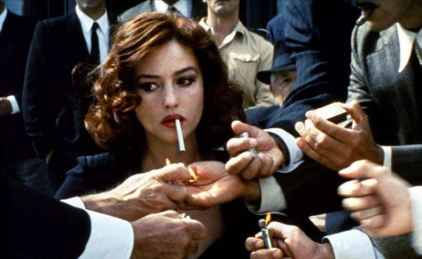 意大利国宝级女星莫妮卡贝鲁奇,莫妮卡贝鲁奇意大利国宝级