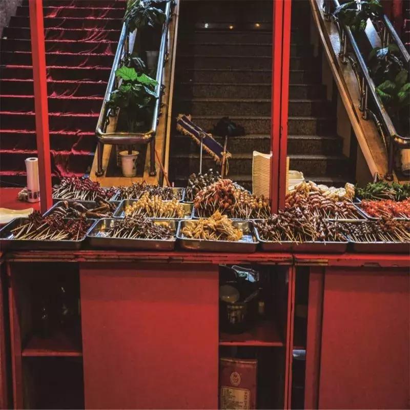 “想不红都难”系列：欢迎全世界的朋友来渝中蹭网