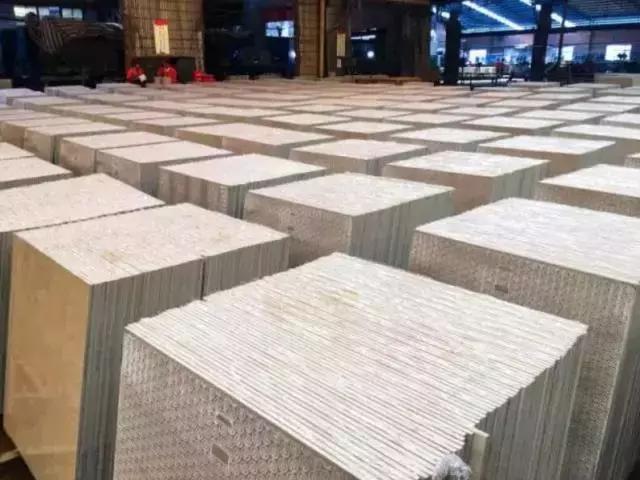 高安陶瓷厂批发大量瓷砖,高安瓷砖市场价格多少一块