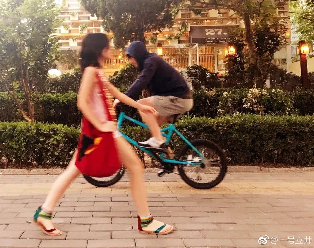李亚鹏谈女儿成绩,李亚鹏女儿成绩如何