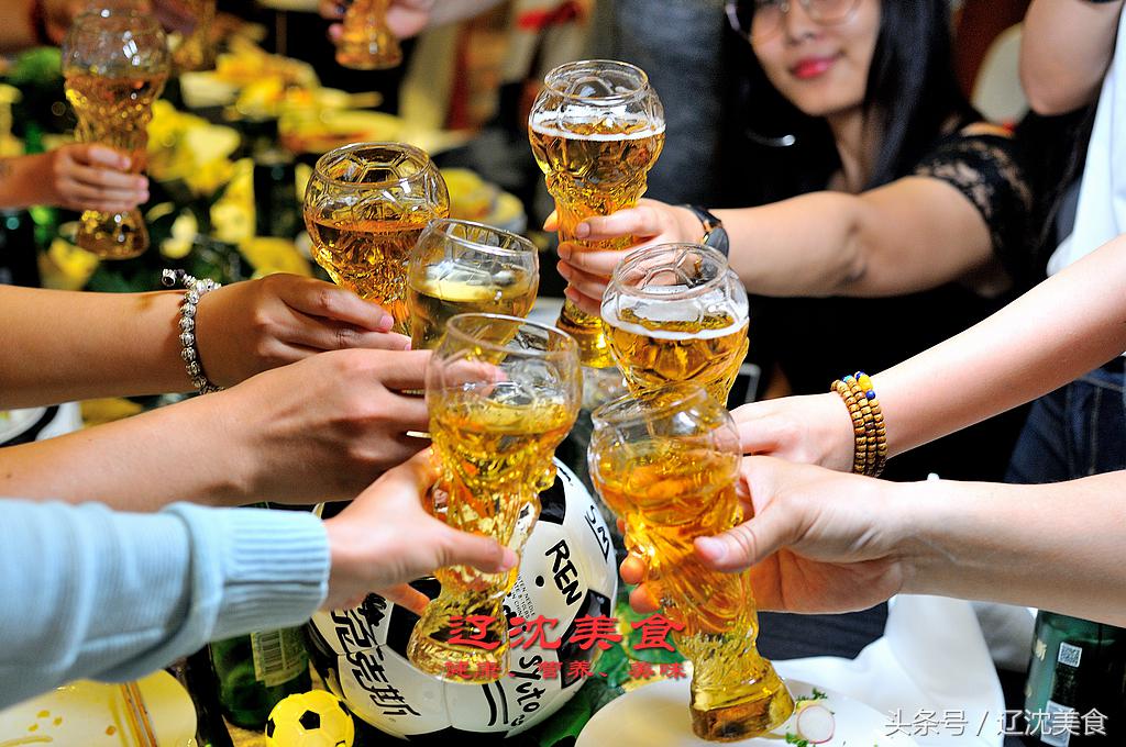 我们划拉二十家特色美食，人均三十元起步，沈阳世界杯吃喝指南