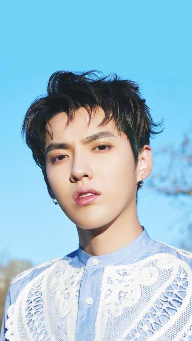 鹿晗梦想成为足球运动员,鹿晗梦想踢球