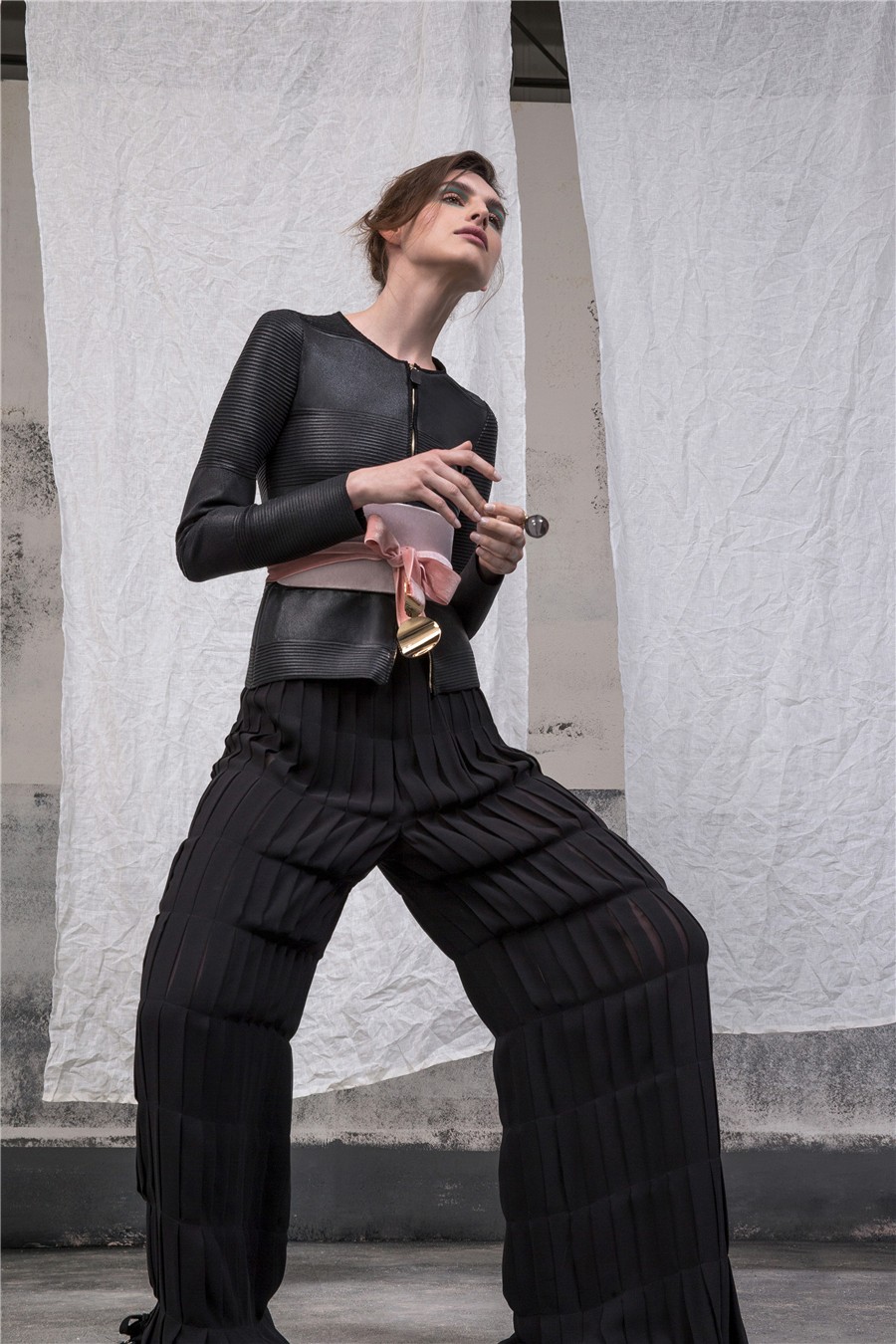 giorgioarmani女装风格,意大利奢侈品牌giorgioarmani