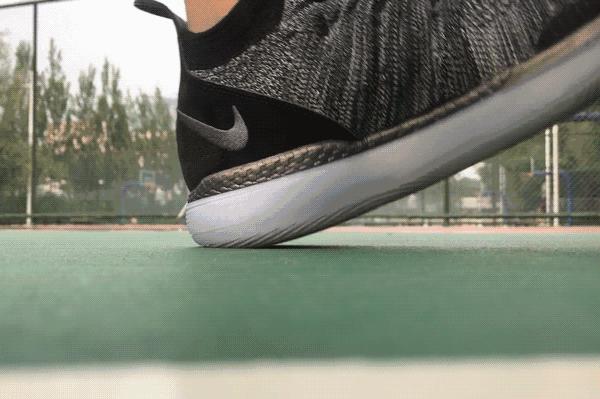 nike全掌react跑鞋,nike全掌zoomx加抗扭