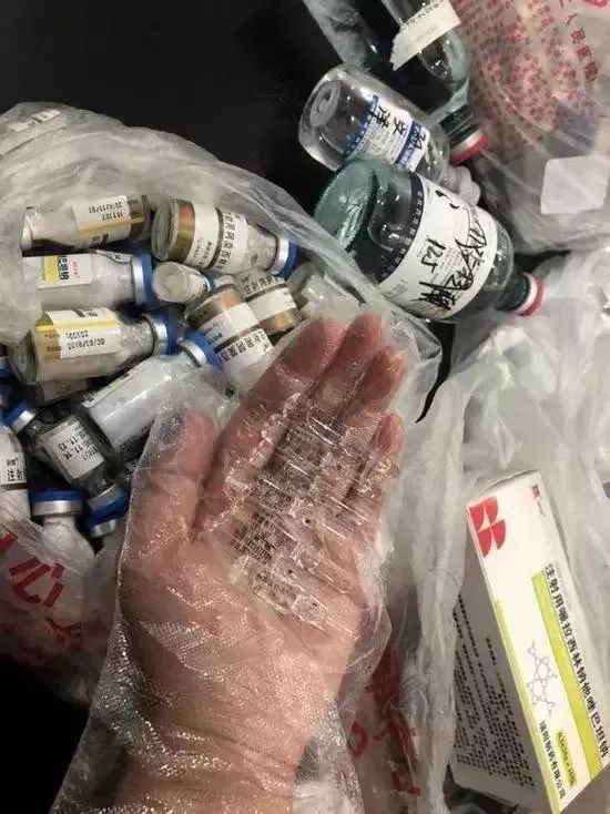 女子突然暴肥，竟是前夫下黑手，给她注射了69支激素？