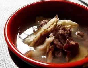 羊肉煲汤补肾配方视频,羊肉炖什么药材补肾壮阳