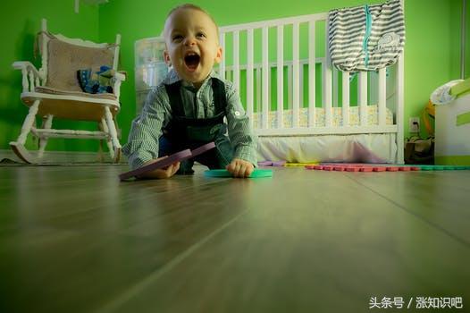 被装修味熏得头疼这正常吗？千万别硬挺，除了通风还有很多方法