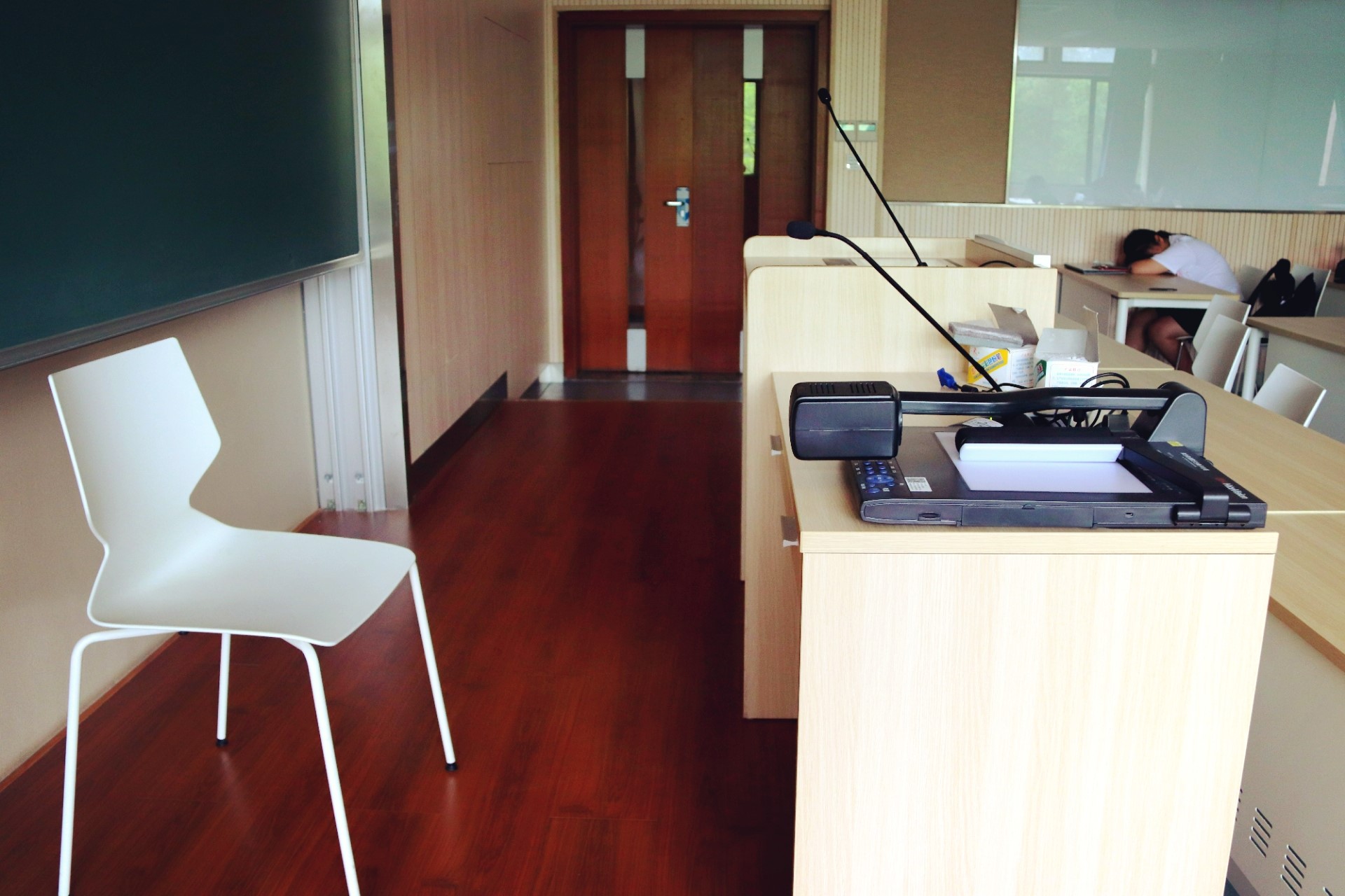 浙江大学智慧教室方案,浙江学校智慧讲台