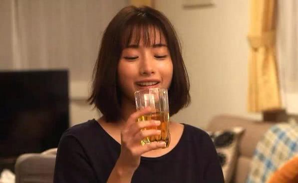 如何让不看足球的女朋友看足球,教女朋友读懂世界杯